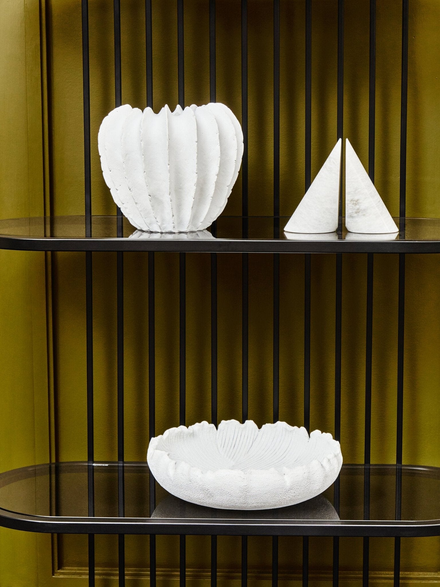 Broc White Textured Vase | Luxury Home Accessories | Heulog Glow