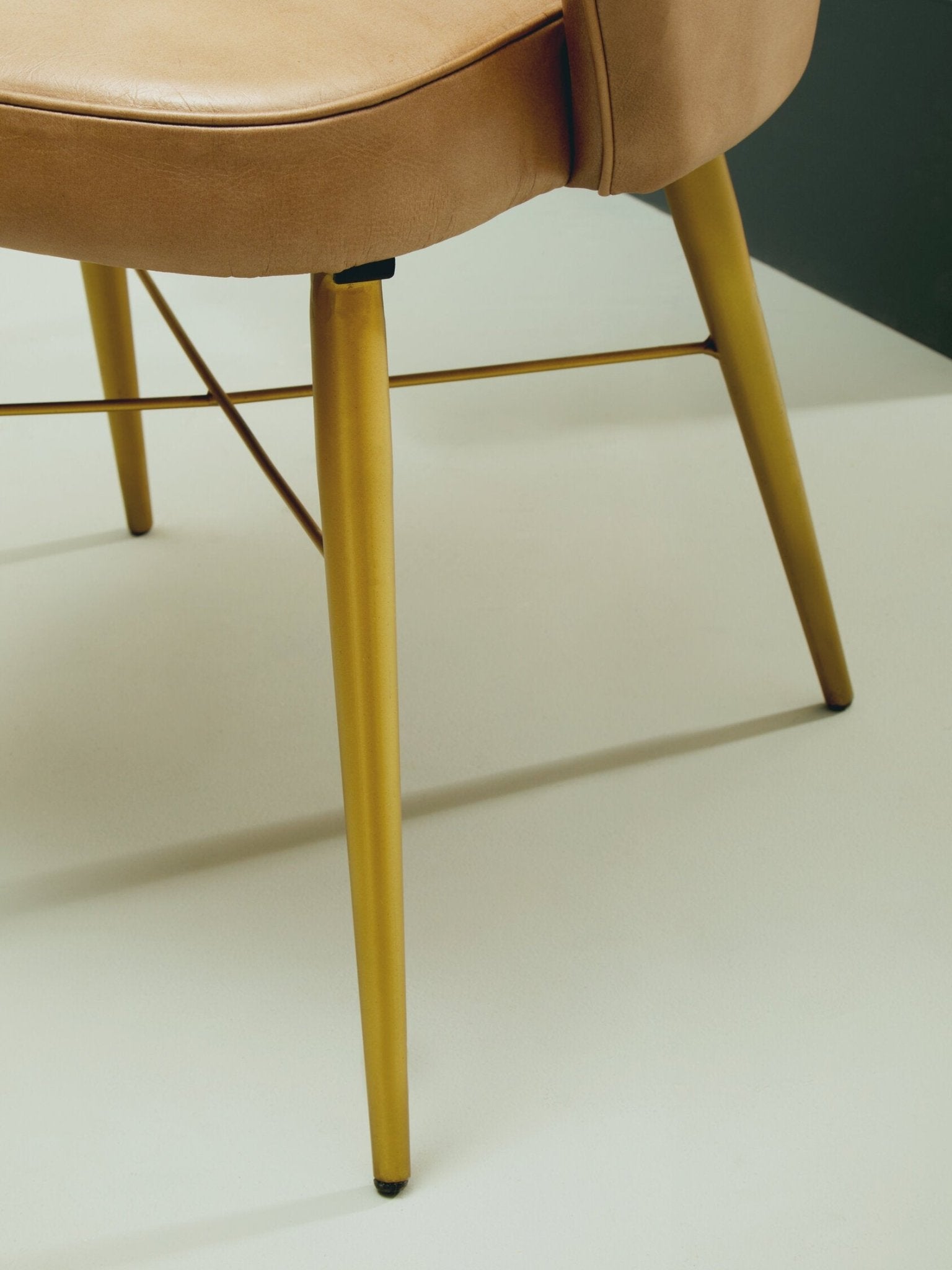 Buffalo Grey Leather Chair With Gold Finish Legs | Luxury Home Accessories | Heulog Glow