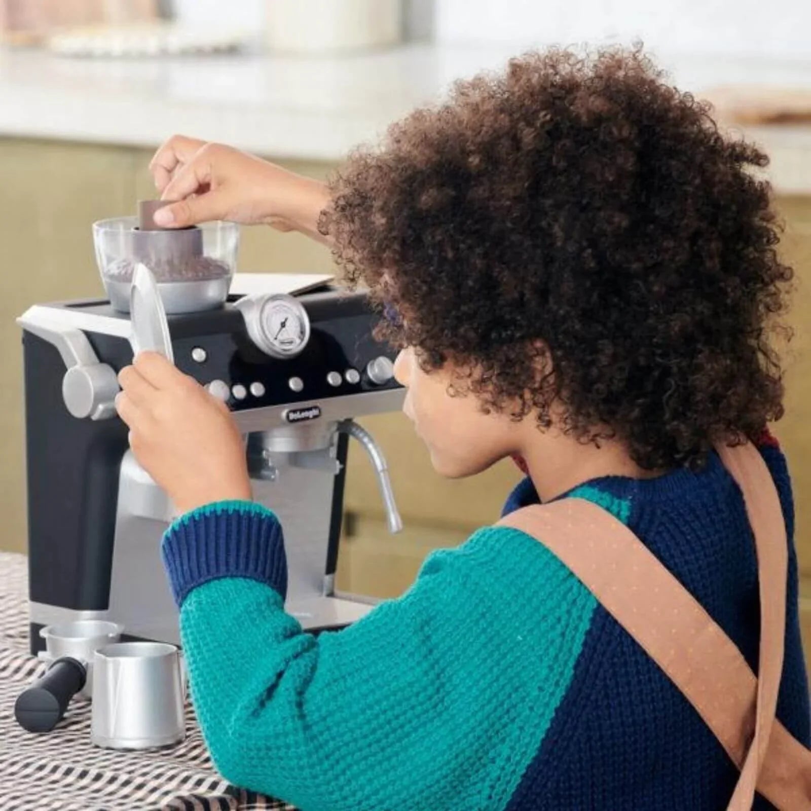 Casdon Barista Coffee Machine | Luxury Home Accessories | Heulog Glow