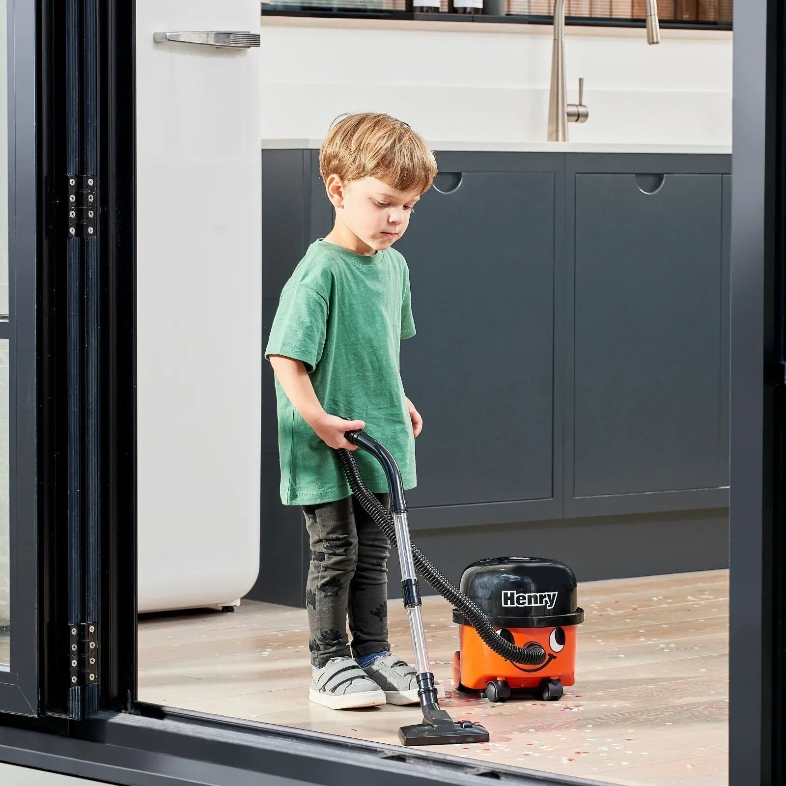 Casdon Henry Vacuum Cleaner | Luxury Home Accessories | Heulog Glow