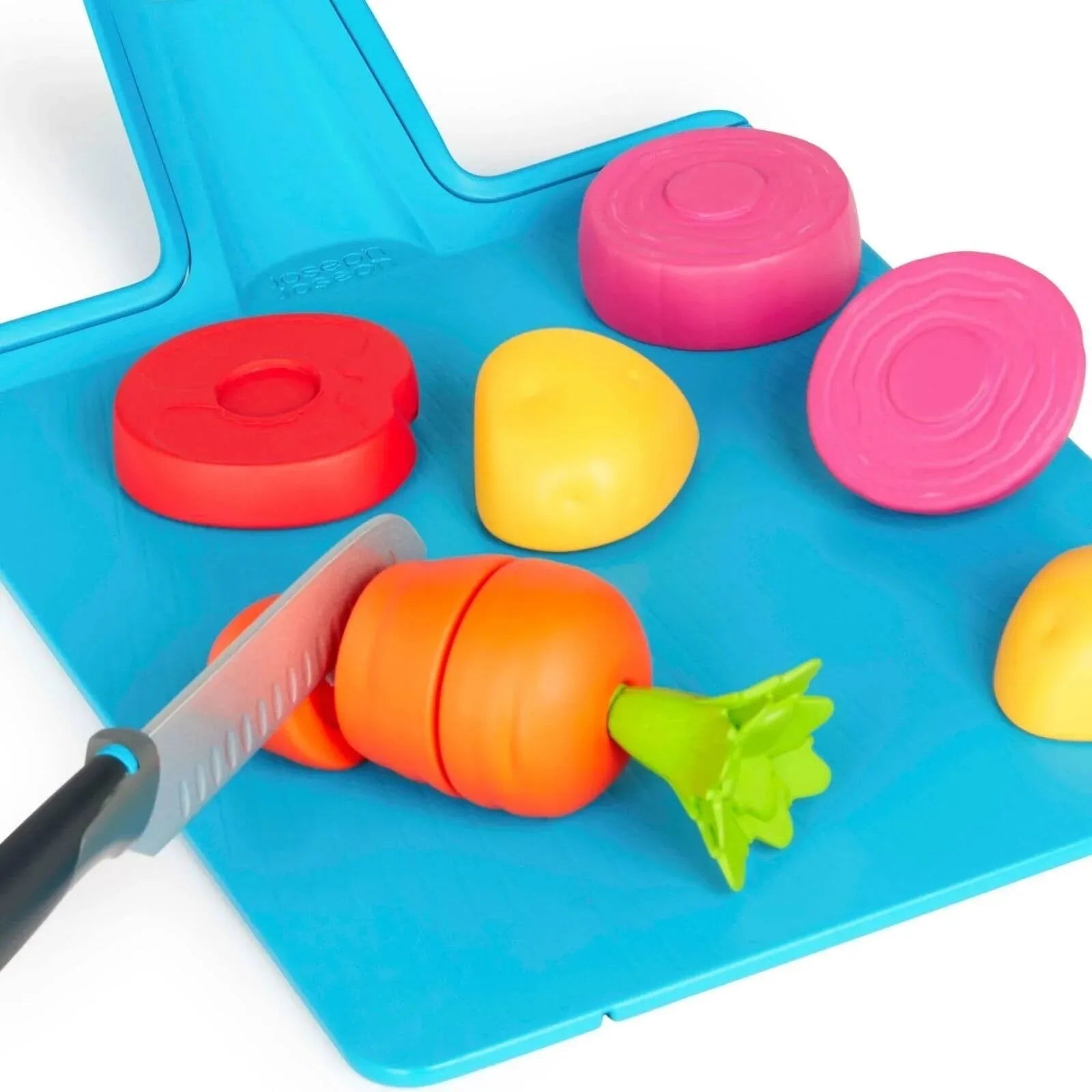 Casdon Joseph Joseph Play Pretend Food & Chopping Board | Luxury Home Accessories | Heulog Glow