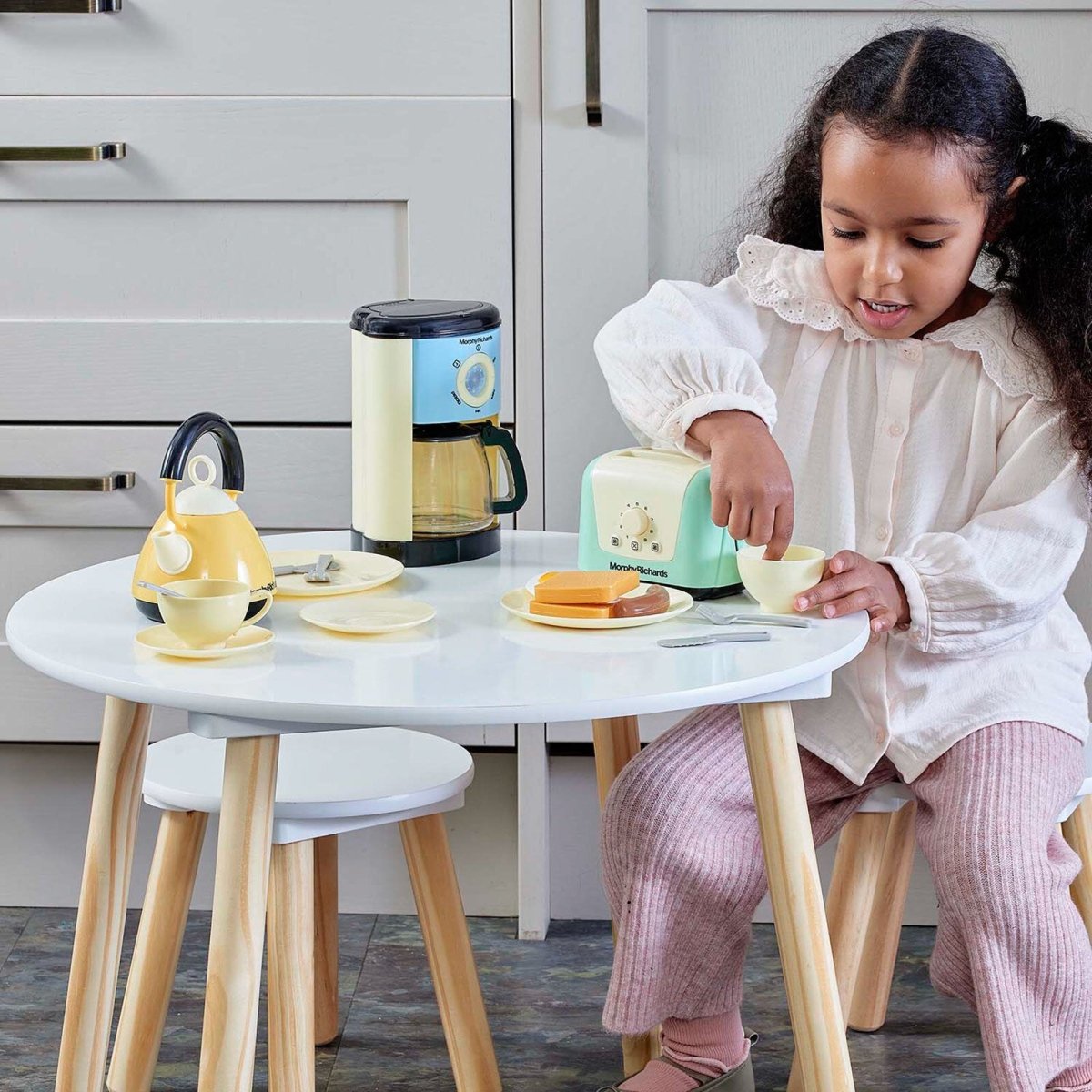 Casdon Morphy Richards Kitchen Set | Luxury Home Accessories | Heulog Glow