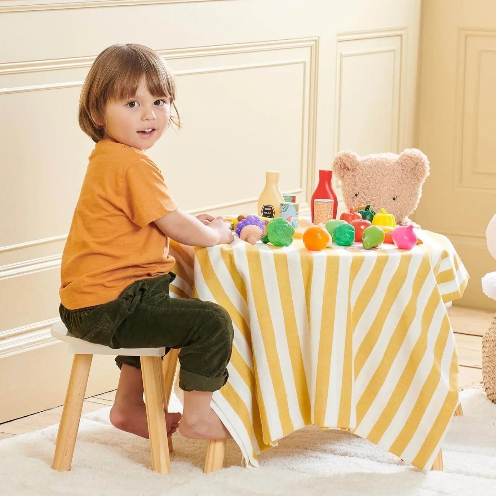 Casdon Play Food Set | Luxury Home Accessories | Heulog Glow