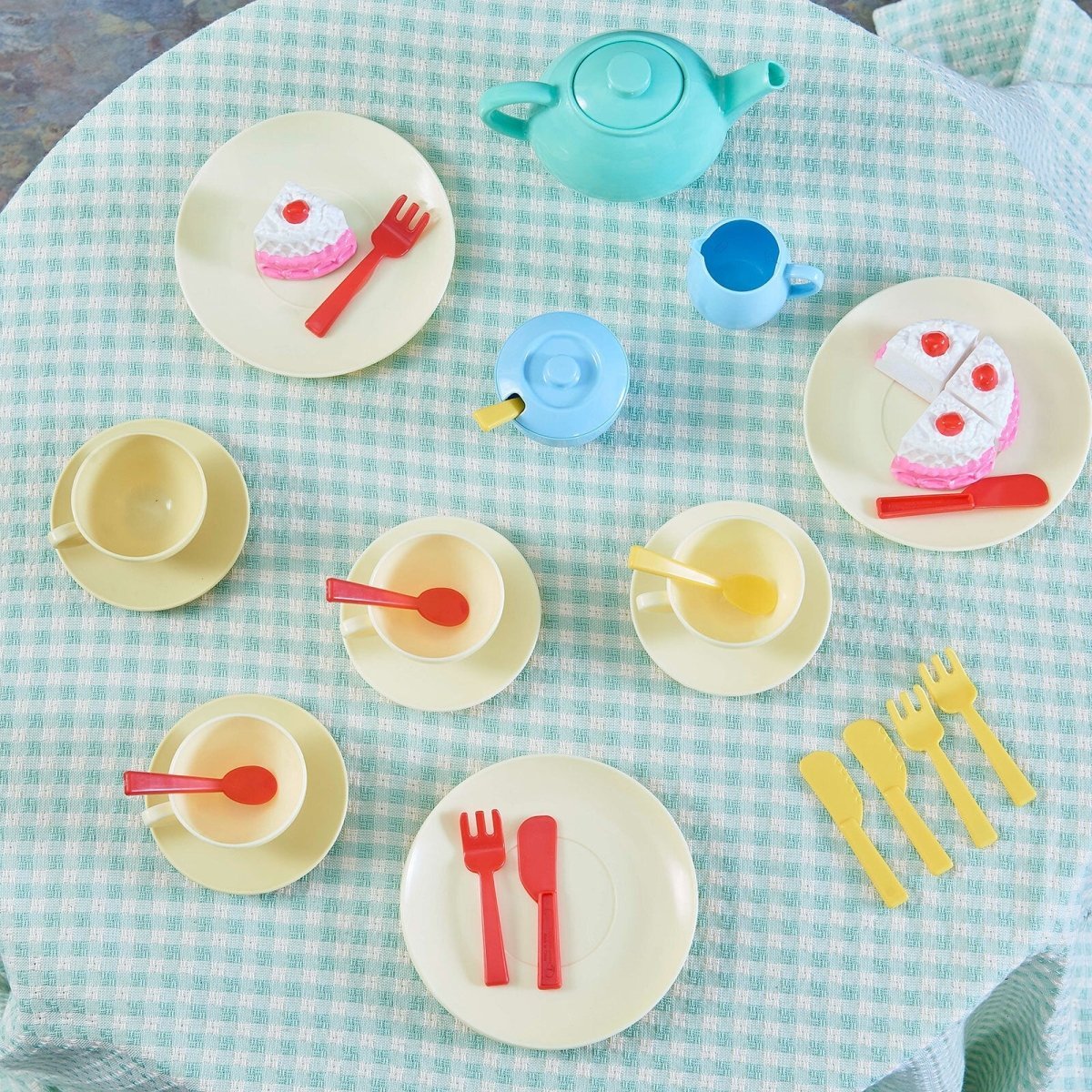 Casdon Tea Set | Luxury Home Accessories | Heulog Glow