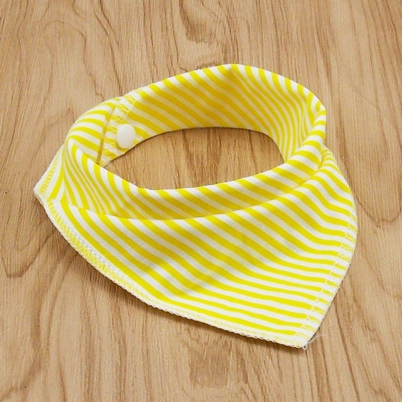 Cat and dog triangle scarf | Luxury Home Accessories | Heulog Glow