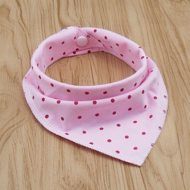 Cat and dog triangle scarf | Luxury Home Accessories | Heulog Glow