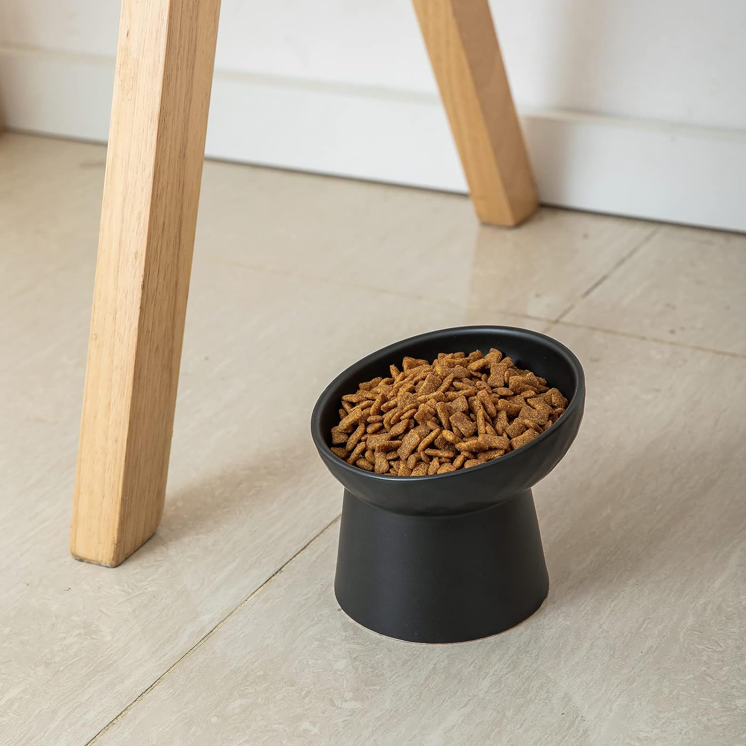 Ceramic Raised Cat Bowls Elevated Porcelain Pet Feeder Dish For Cats And Small Dogs Stress-Free Tilted Pet Food And Water Bowls Set Dishwasher And Microwave Safe | Luxury Home Accessories | Heulog Glow