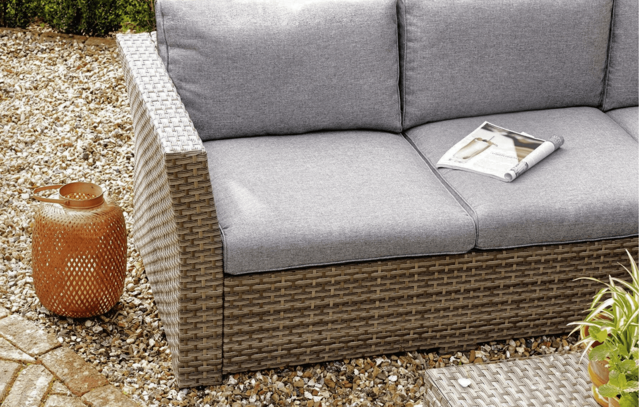 Chesterton Grey 5 Seater Polyrattan Corner Garden Sofa Set | Luxury Home Accessories | Heulog Glow