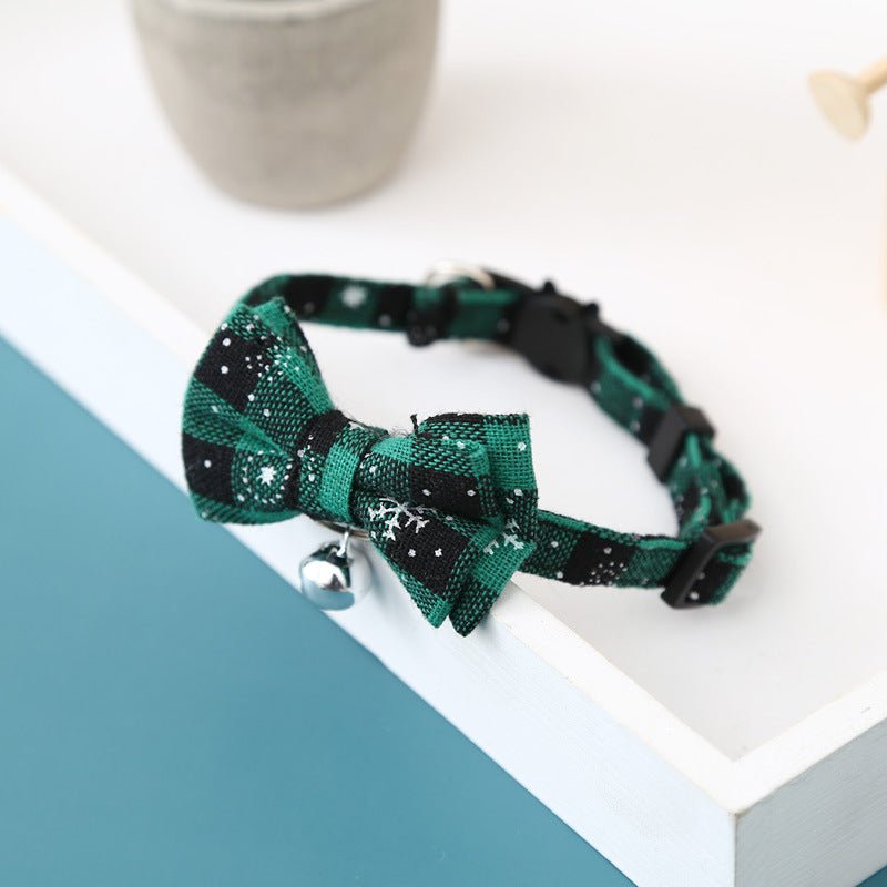 Christmas Snowflake Plaid Bow Bell Cat Collar | Luxury Home Accessories | Heulog Glow