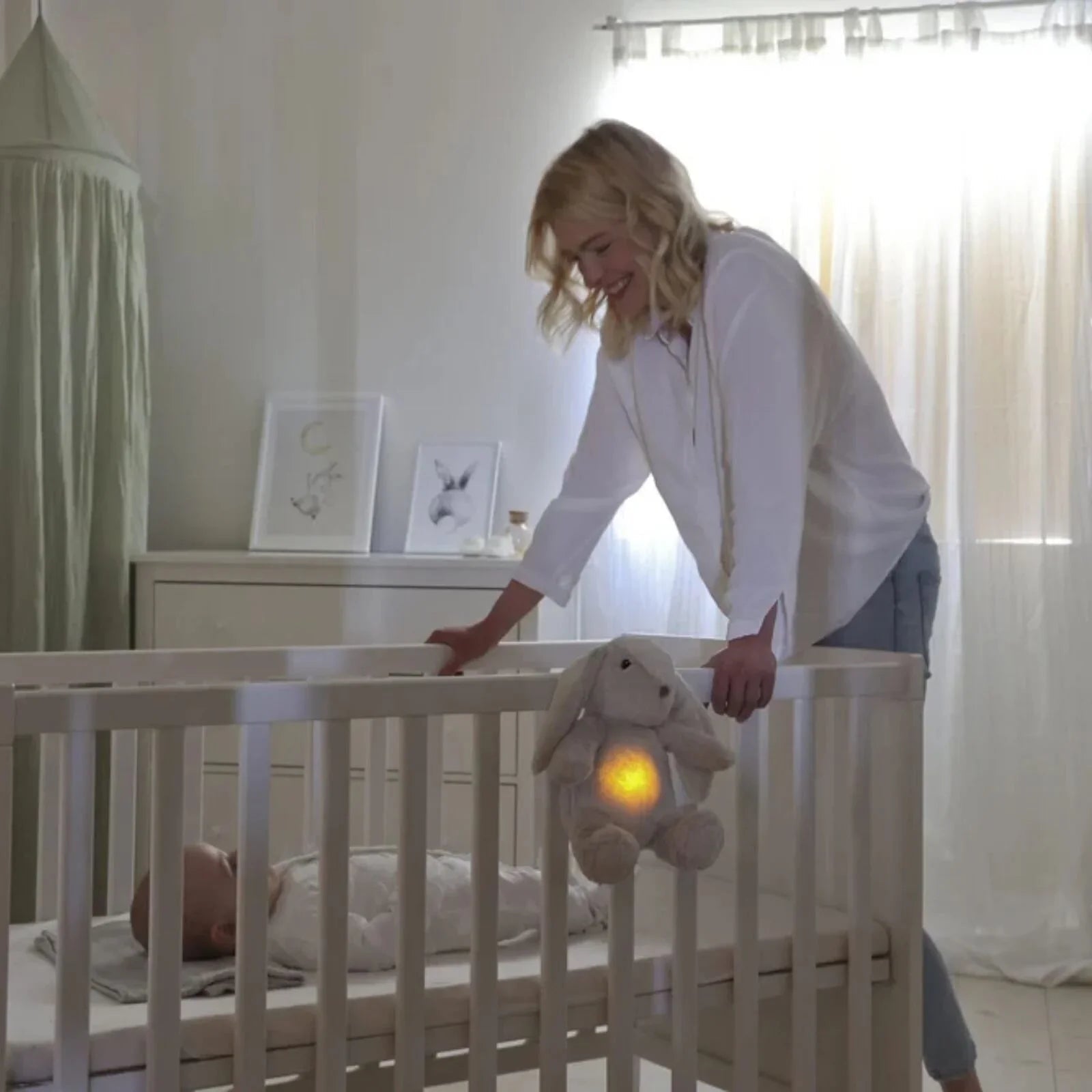 Cloud.b LoveLight Billy Bunny Nightlight & Sound Soother | Luxury Home Accessories | Heulog Glow