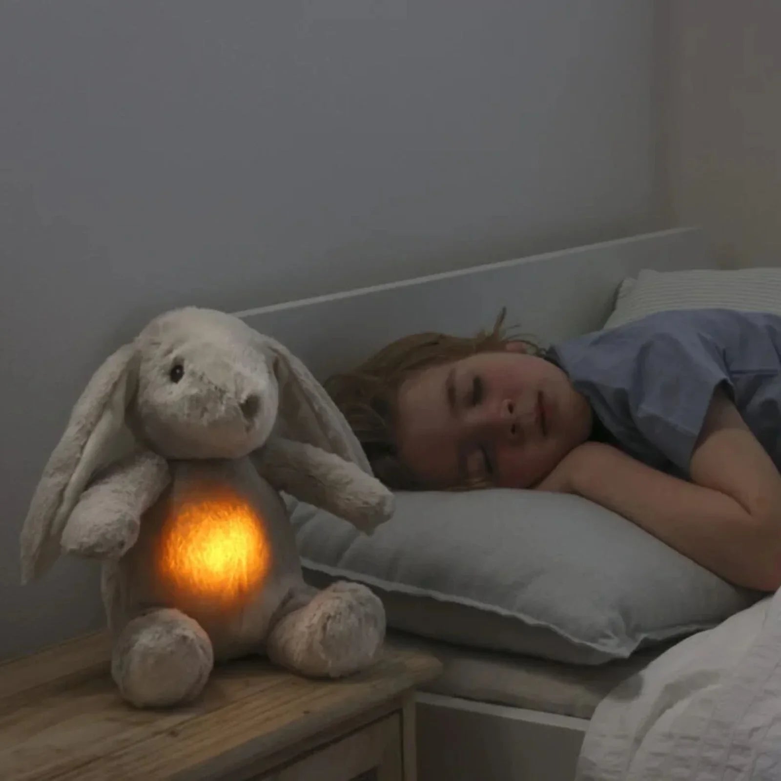 Cloud.b LoveLight Billy Bunny Nightlight & Sound Soother | Luxury Home Accessories | Heulog Glow