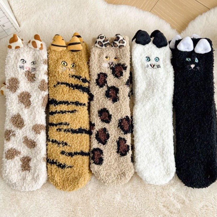 Coral Fleece Socks Women's Mid-calf Three-dimensional Cartoon Room Socks | Luxury Home Accessories | Heulog Glow