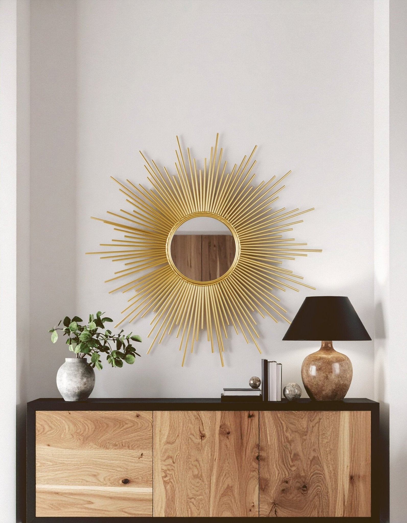 Cristal Wall Mirror with Gold Finish Frame | Luxury Home Accessories | Heulog Glow