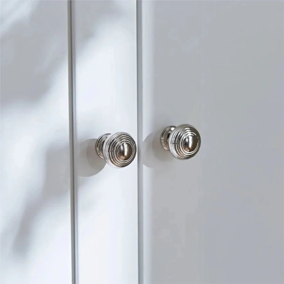 CuddleCo Beaumont Triple Wardrobe - White | Luxury Home Accessories | Heulog Glow