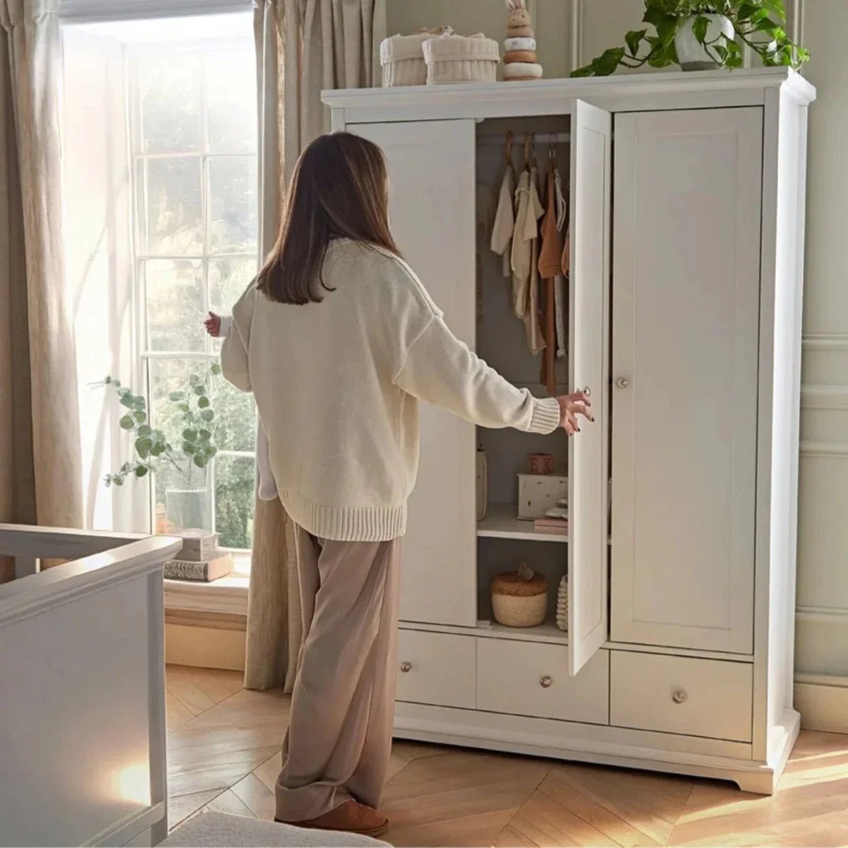 CuddleCo Beaumont Triple Wardrobe - White | Luxury Home Accessories | Heulog Glow