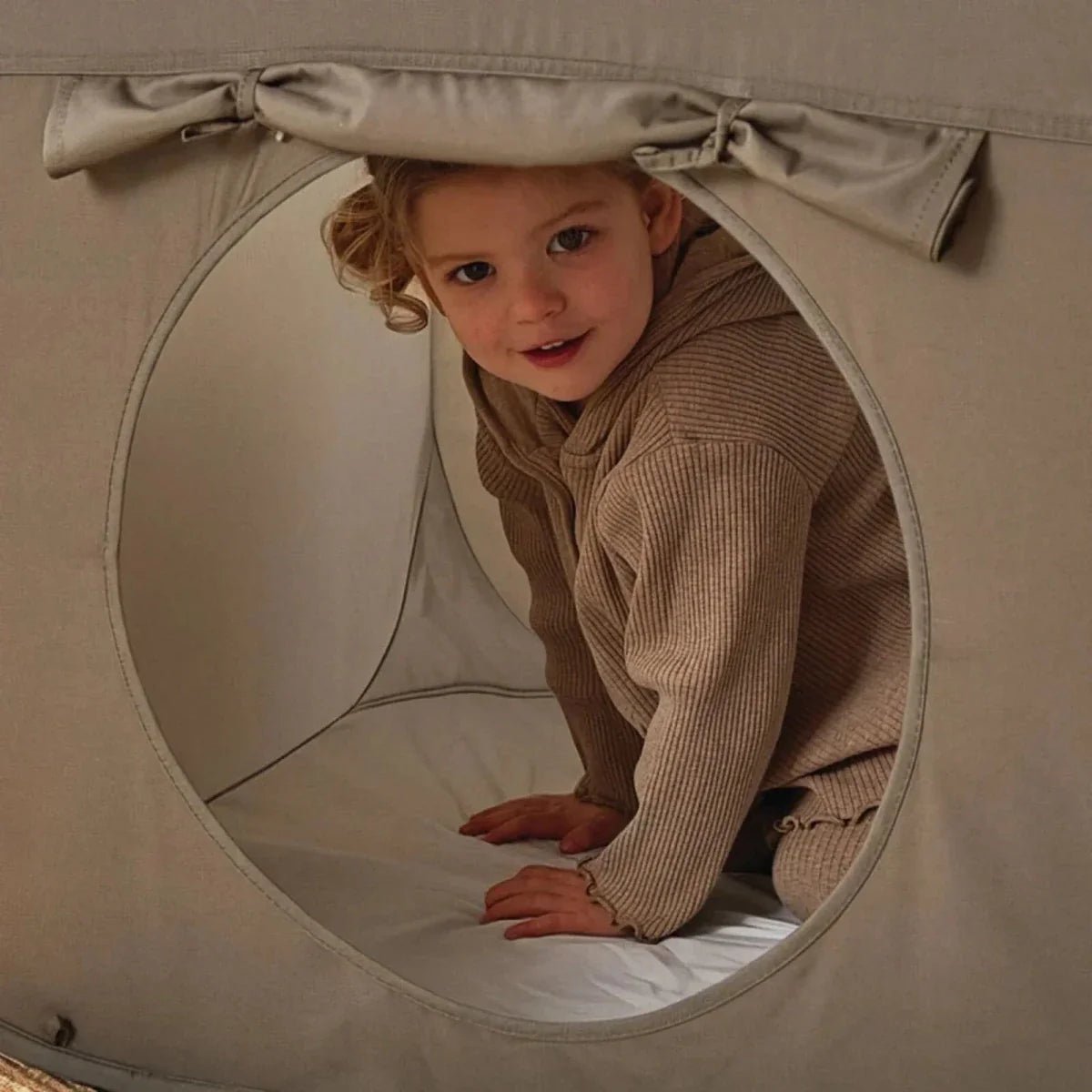 CuddleCo Pop-up Play 2 Piece Set - Cube & Tunnel | Luxury Home Accessories | Heulog Glow