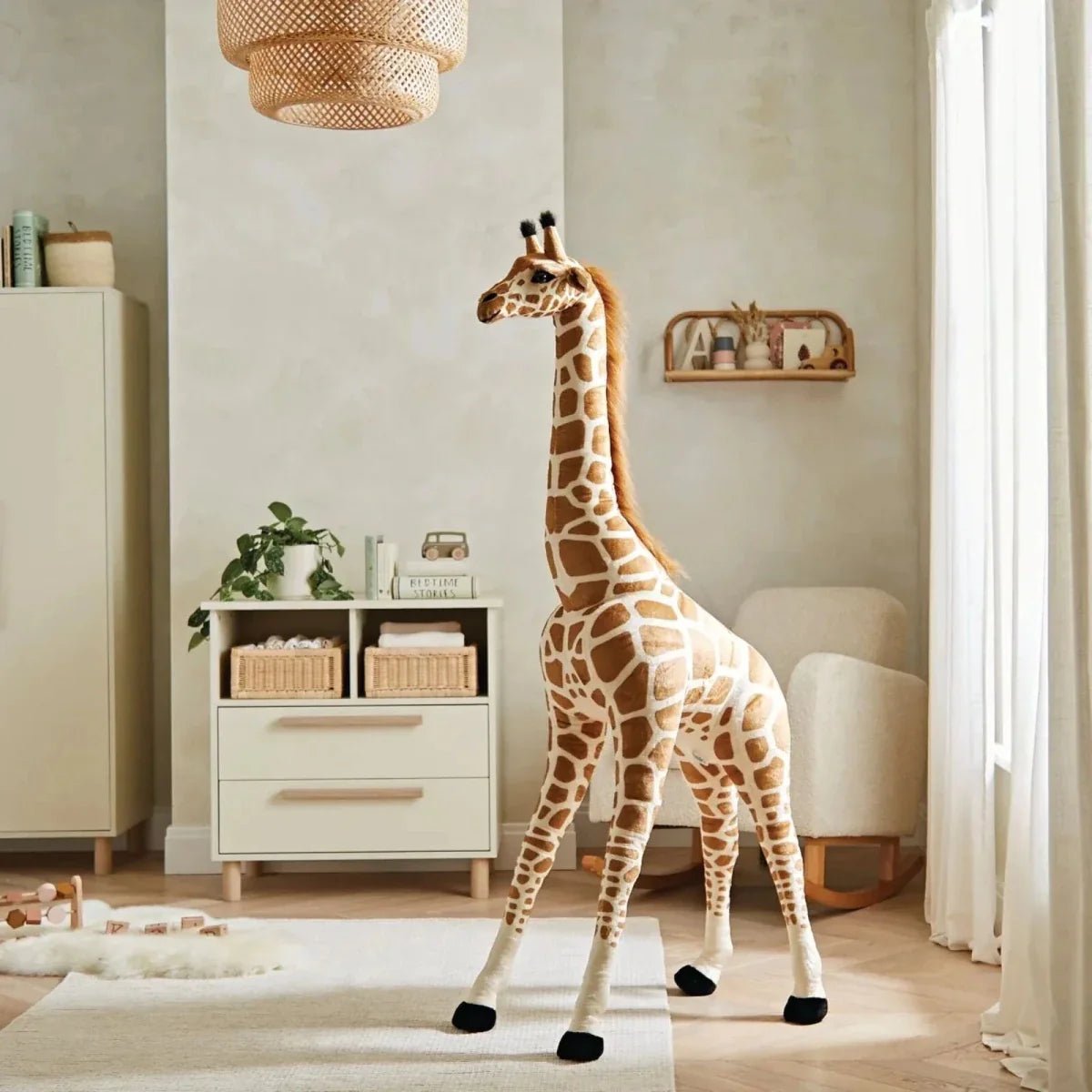 CuddleCo Tall Standing Giraffe Stuffed Animal 170cm | Luxury Home Accessories | Heulog Glow