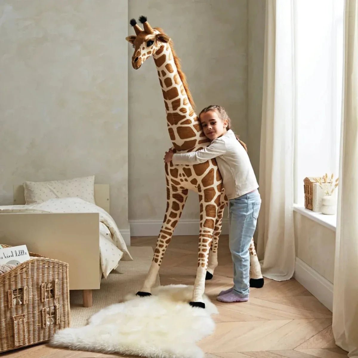 CuddleCo Tall Standing Giraffe Stuffed Animal 170cm | Luxury Home Accessories | Heulog Glow