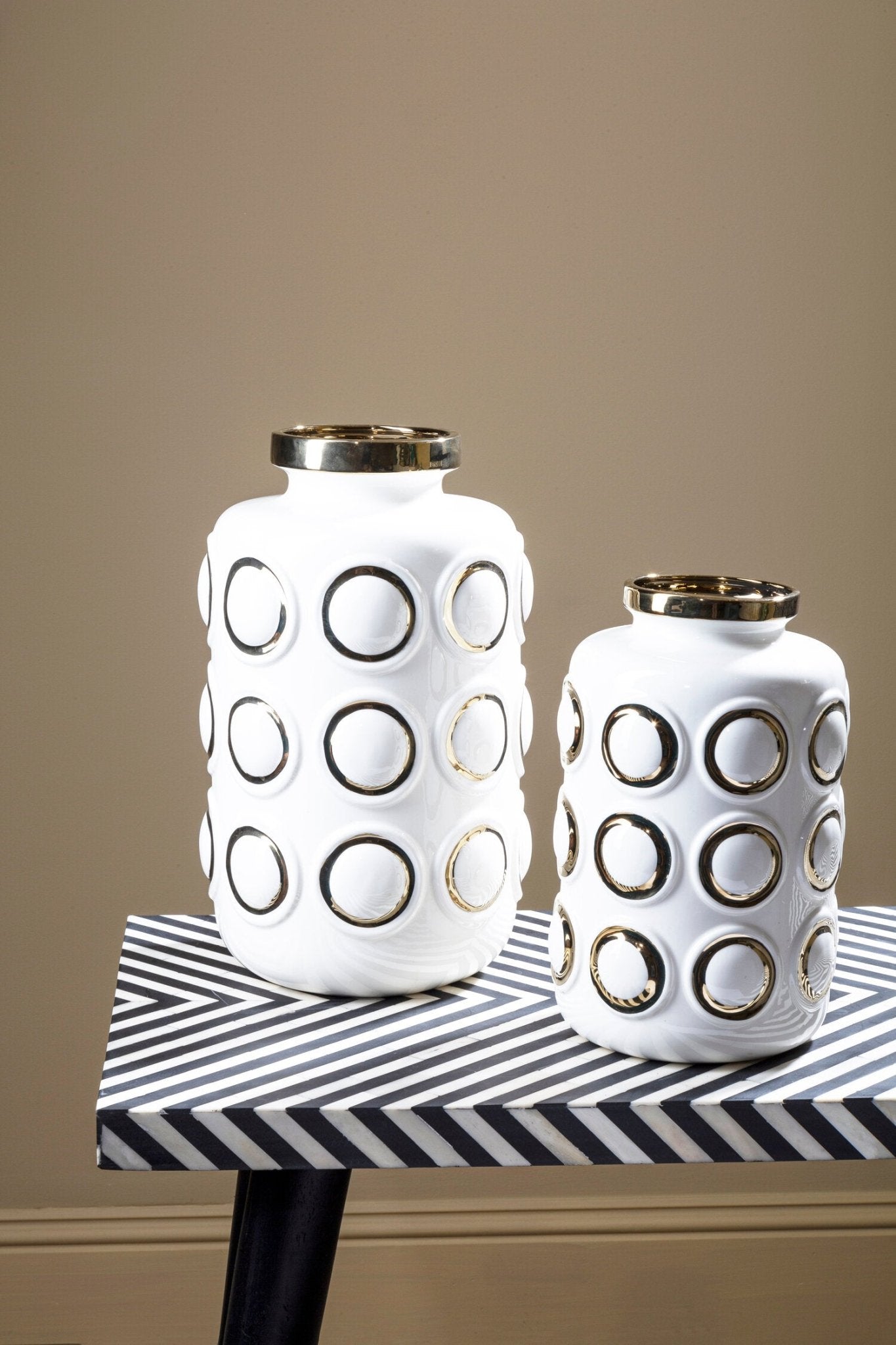 Curva Large White and Gold Ceramic Vase | Luxury Home Accessories | Heulog Glow