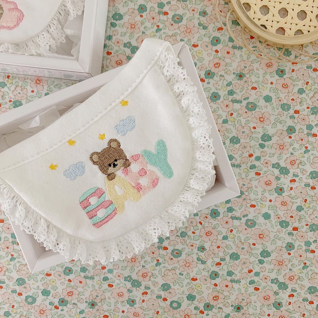 Cute Bear Embroidery Saliva Towel Small Bib Bib | Luxury Home Accessories | Heulog Glow