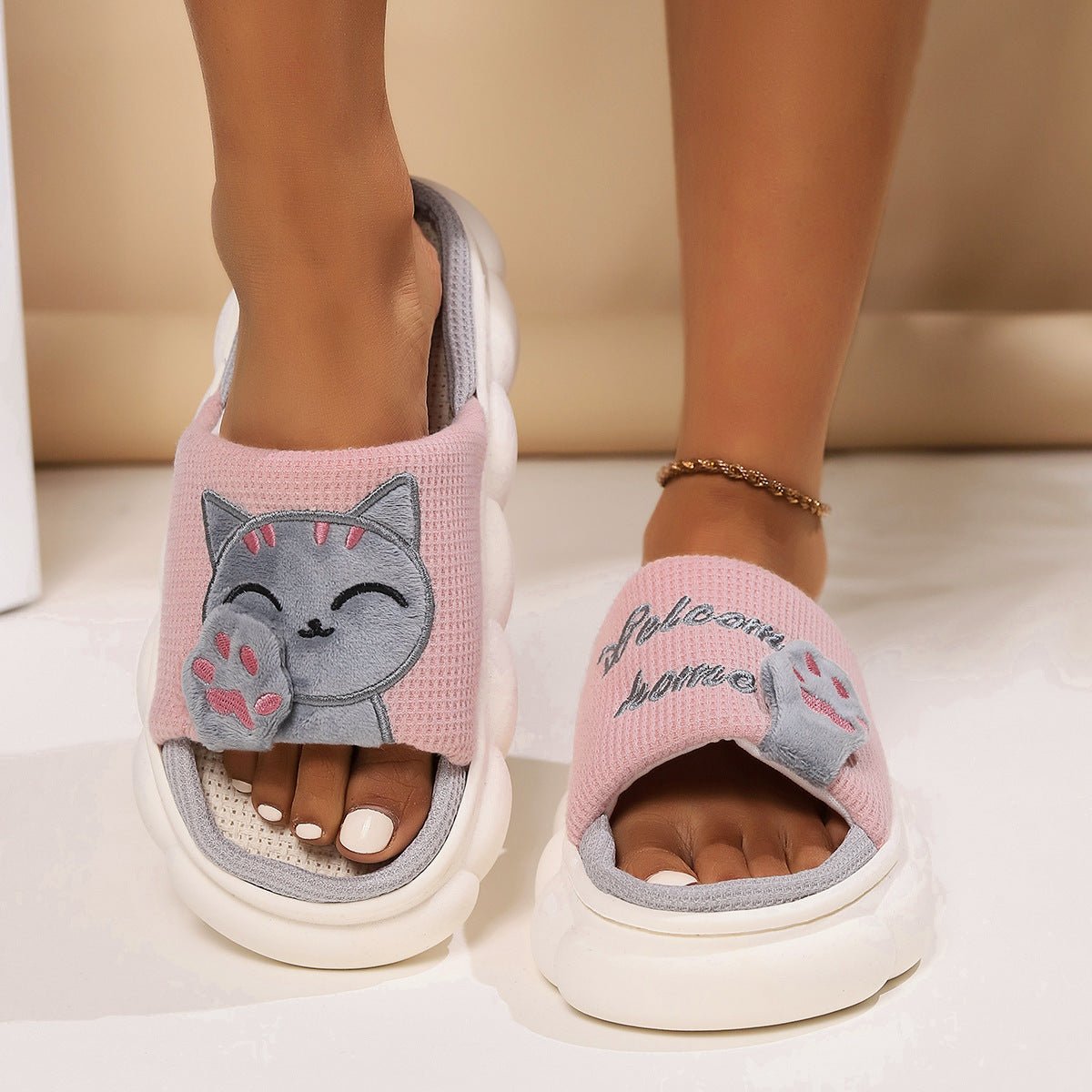 Cute Cartoon Kitten Home Slippers For Women | Luxury Home Accessories | Heulog Glow