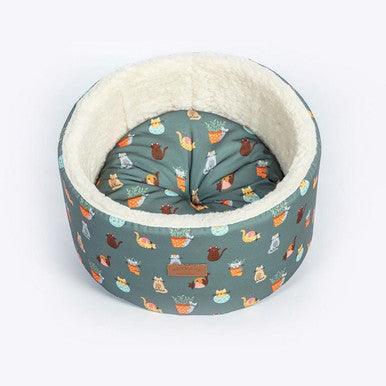 Danish Design FatFace Mischievous Cats Cat Cosy Bed 45cm | Luxury Home Accessories | Heulog Glow
