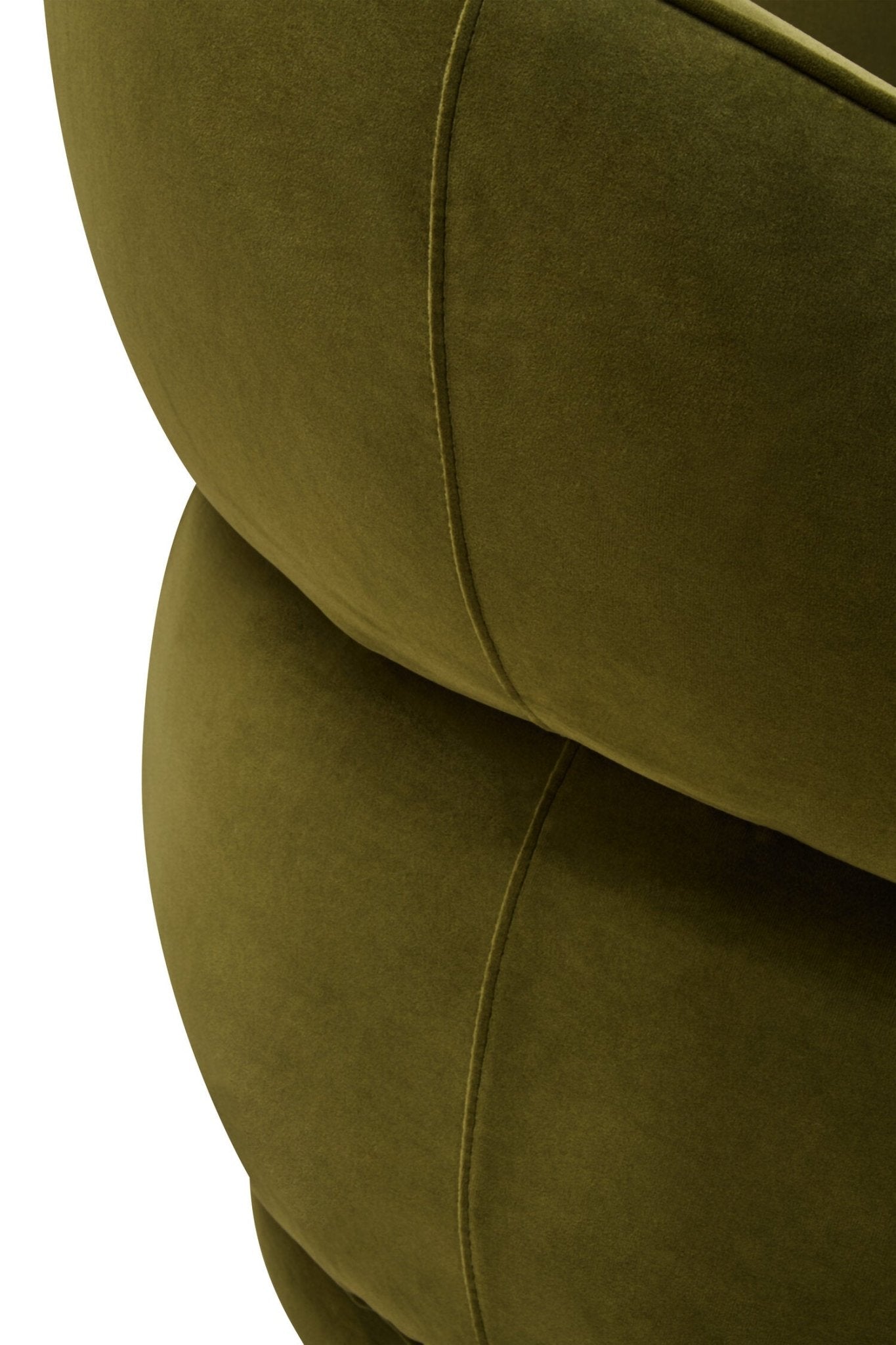 Darla Forest Green Curved Velvet Chair | Luxury Home Accessories | Heulog Glow