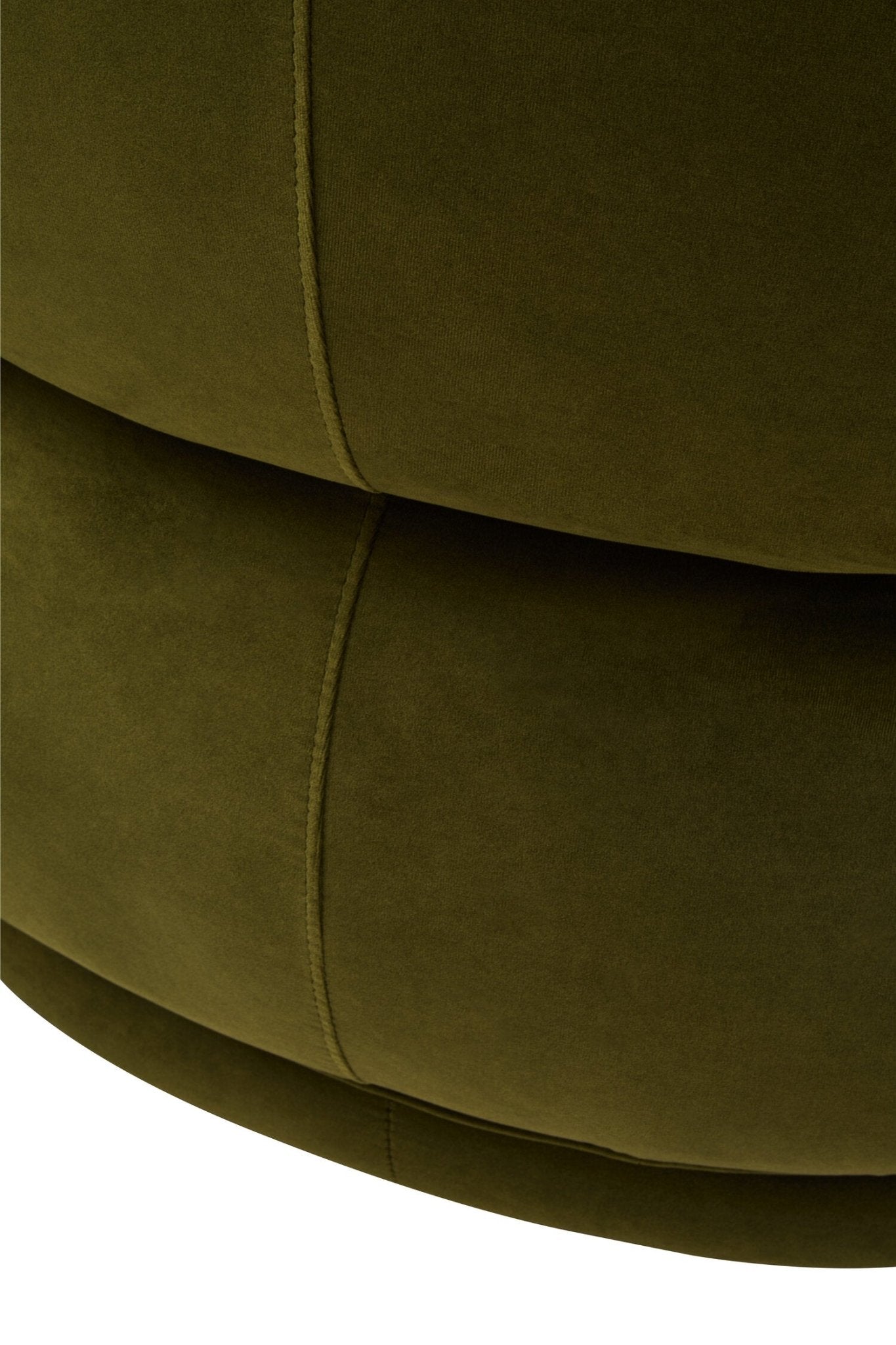 Darla Forest Green Curved Velvet Chair | Luxury Home Accessories | Heulog Glow
