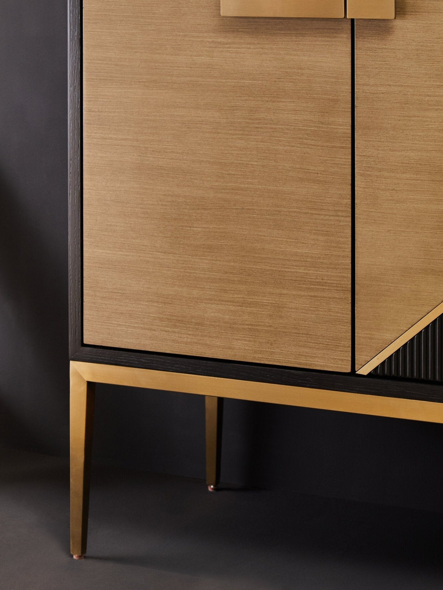Davoli Black And Grey Sideboard | Luxury Home Accessories | Heulog Glow