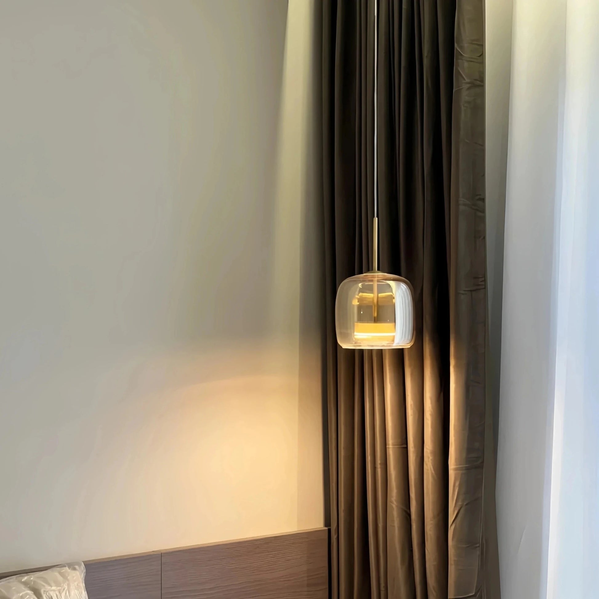 Dildale Black Gold Pendant Lamp LED Warm Light Adjustable Height | Luxury Home Accessories | Heulog Glow