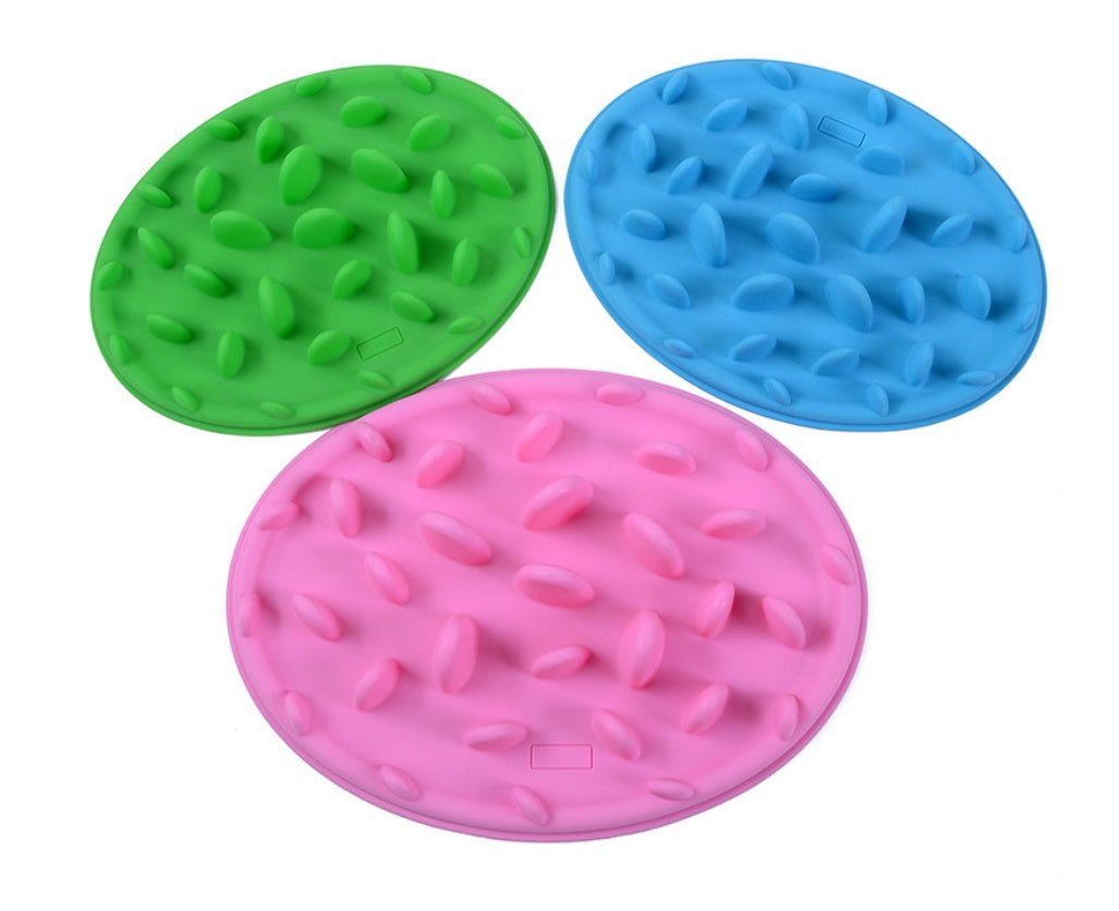 Dog licking plate mold | Luxury Home Accessories | Heulog Glow
