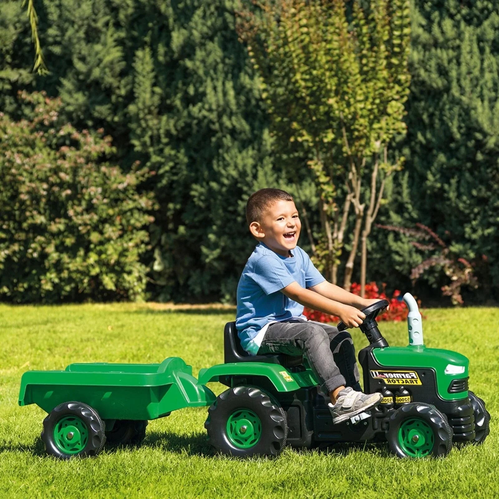 Dolu Ride On Pedal Tractor & Trailer - Green | Luxury Home Accessories | Heulog Glow