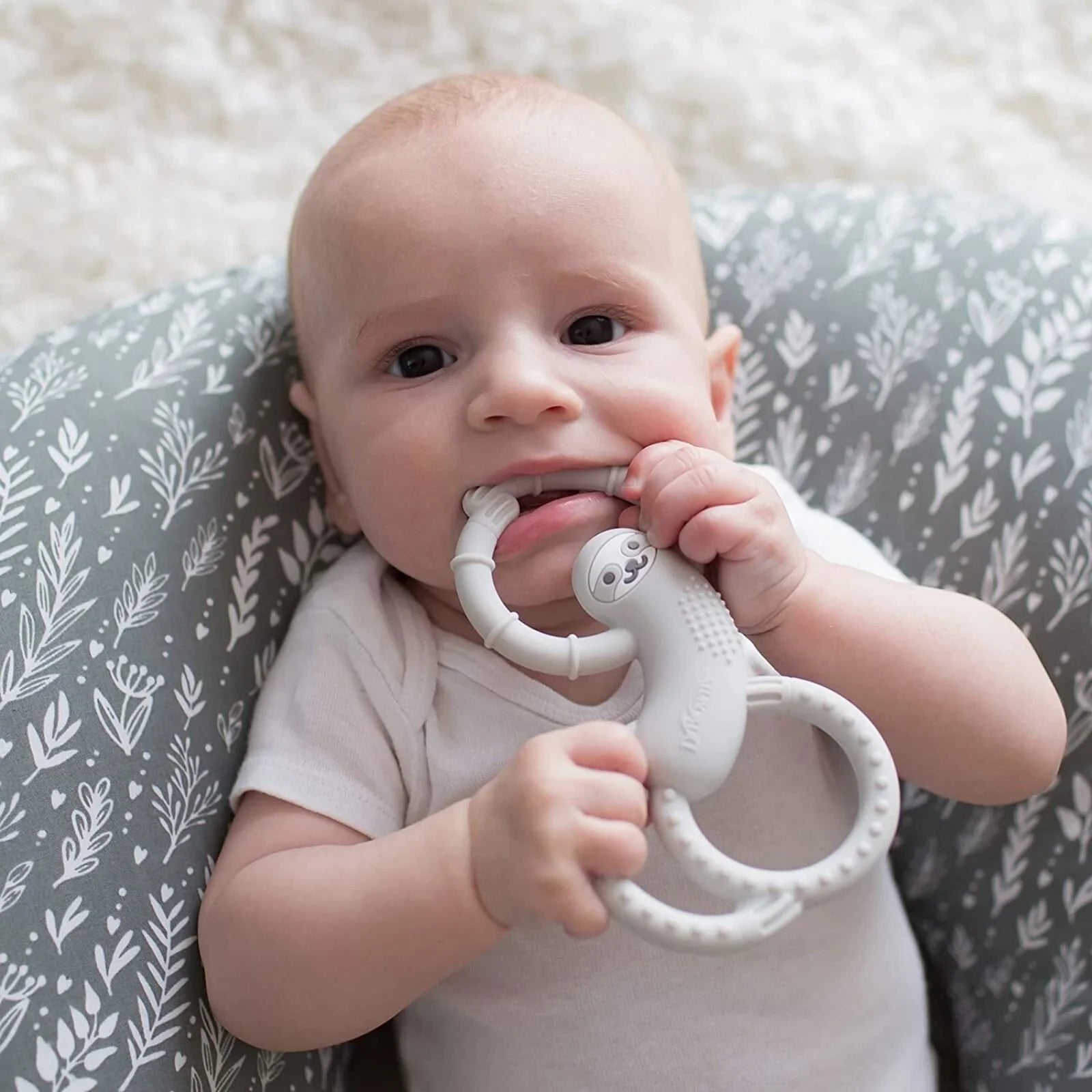 Dr. Brown's Sloth Long Limbed Teether 3+ months - Blue | Luxury Home Accessories | Heulog Glow