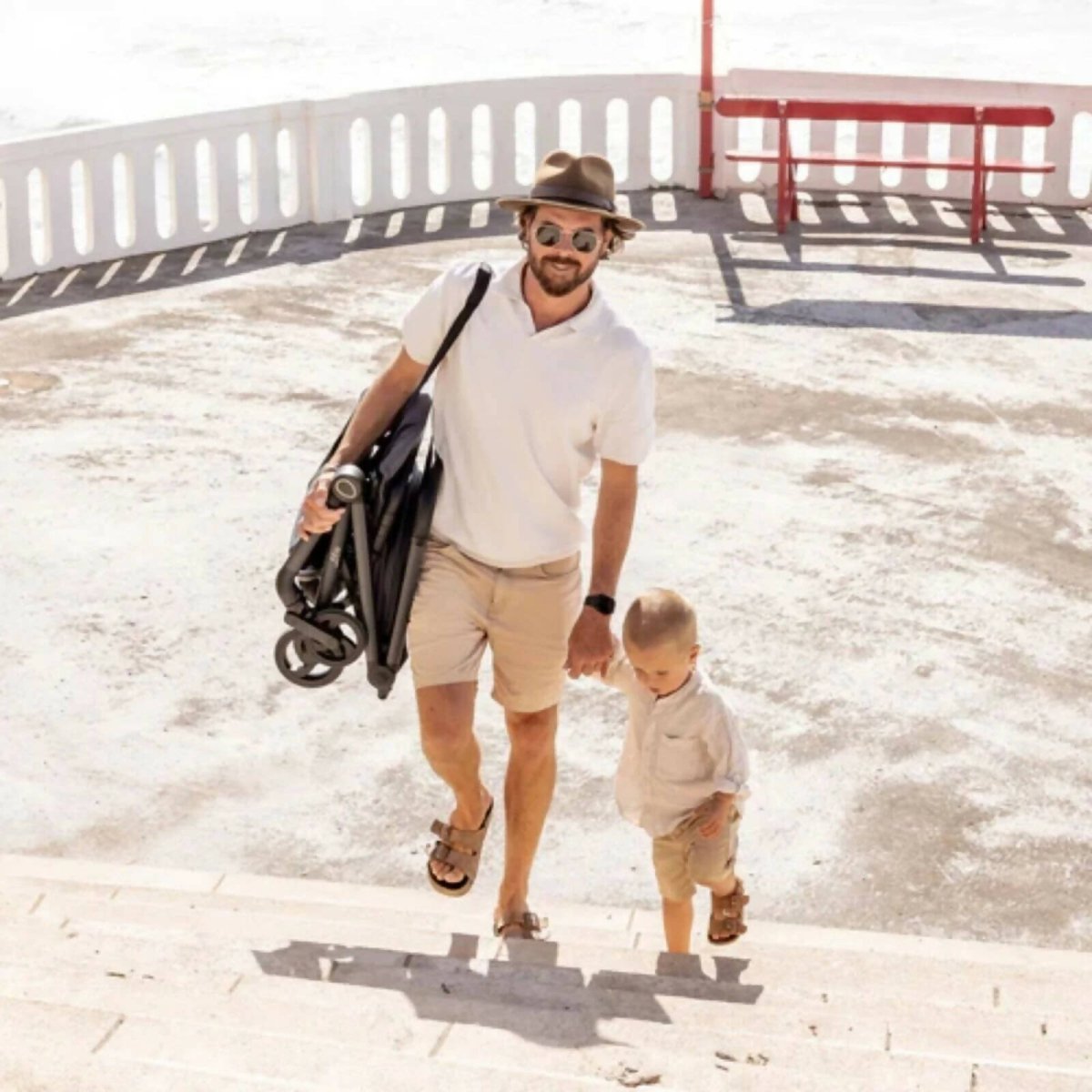 egg Sky® Stroller - Green | Luxury Home Accessories | Heulog Glow