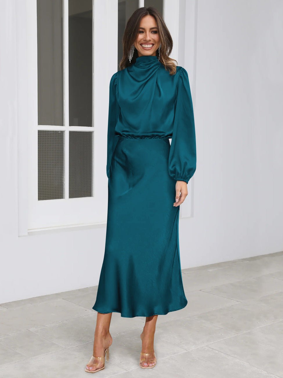 Elegant Temperament Long-sleeved Dress Satin Halterneck Formal Evening Dresses Women Clothing | Luxury Home Accessories | Heulog Glow