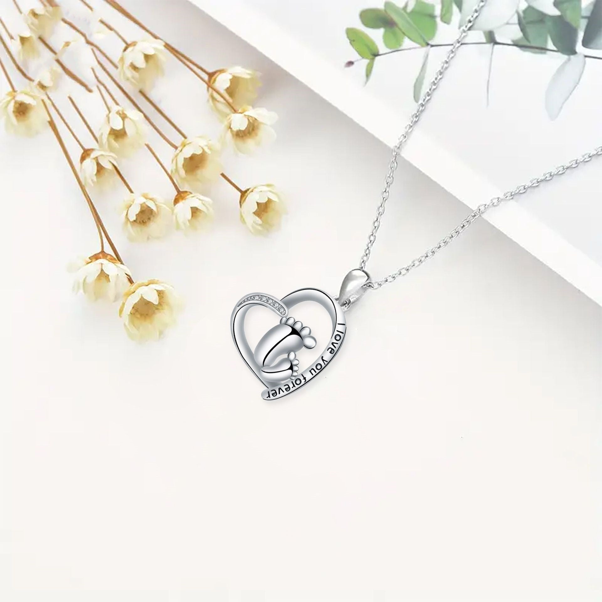 Fashion Heart-shaped Ankle Pendant Necklace Mother's Day Gift | Luxury Home Accessories | Heulog Glow