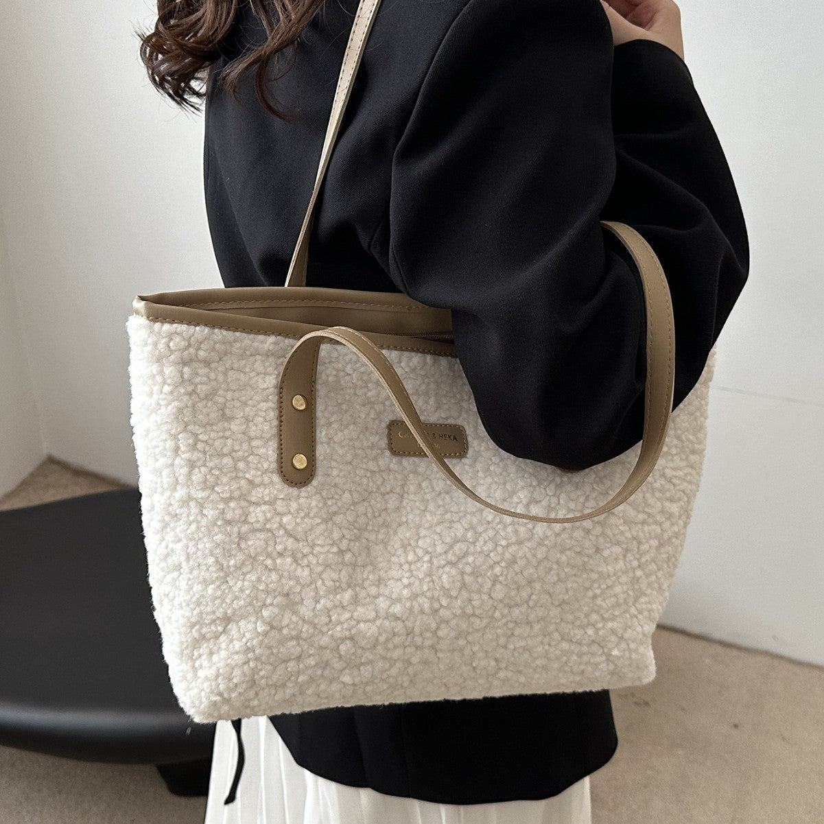Fashionable Furry Versatile Shoulder Bag | Luxury Home Accessories | Heulog Glow