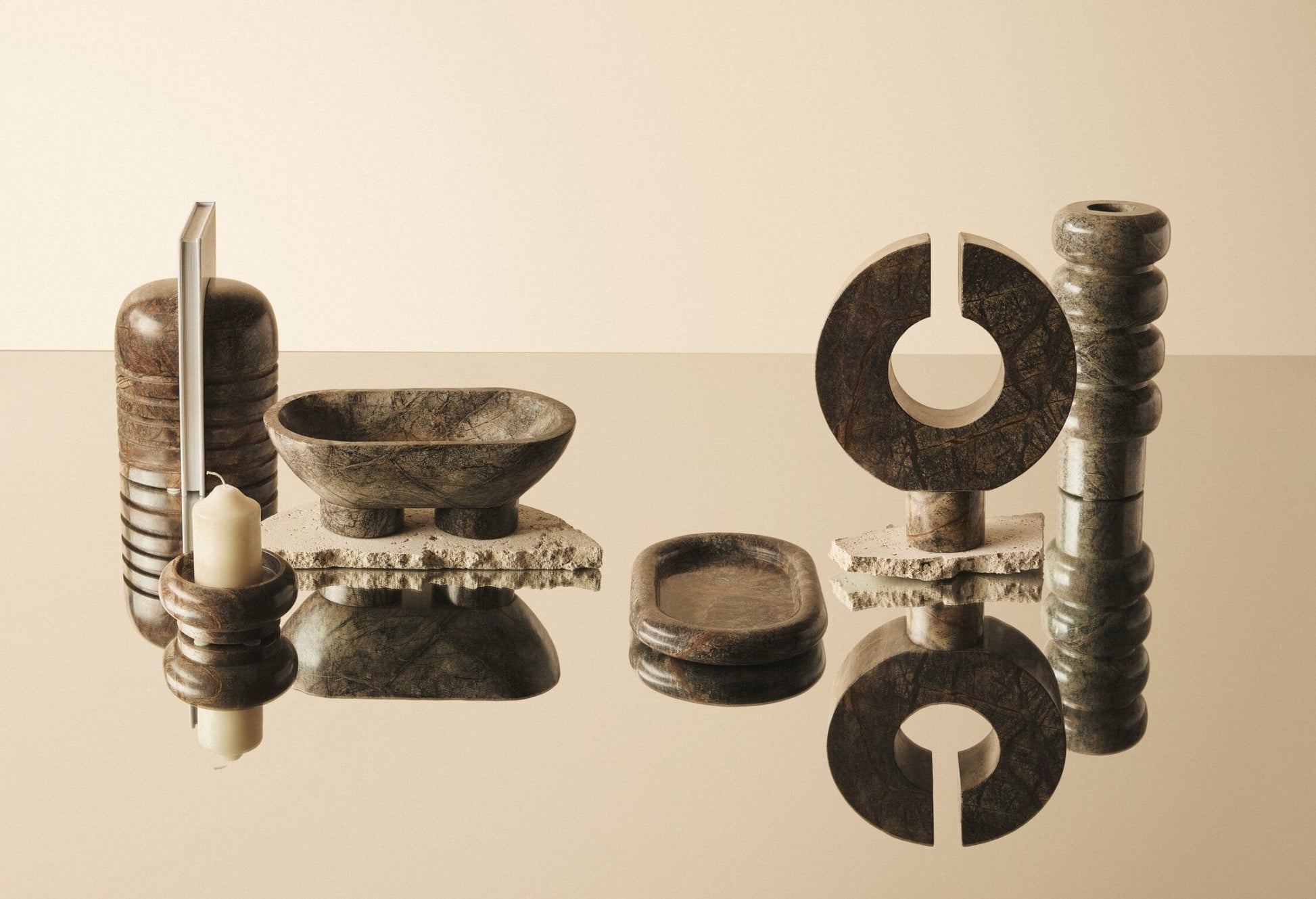 Fazio Forest Green Marble Vase | Luxury Home Accessories | Heulog Glow