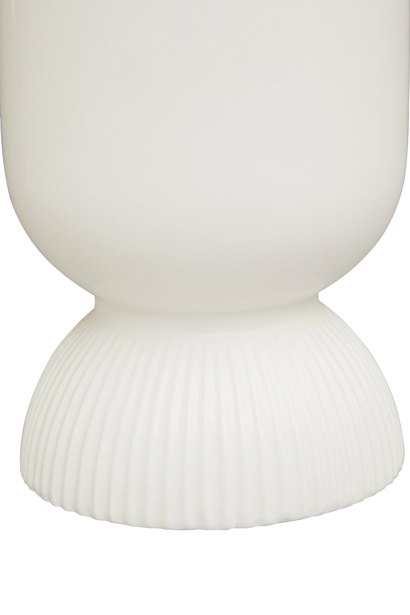 Fia White Ribbed Ceramic Planter | Luxury Home Accessories | Heulog Glow