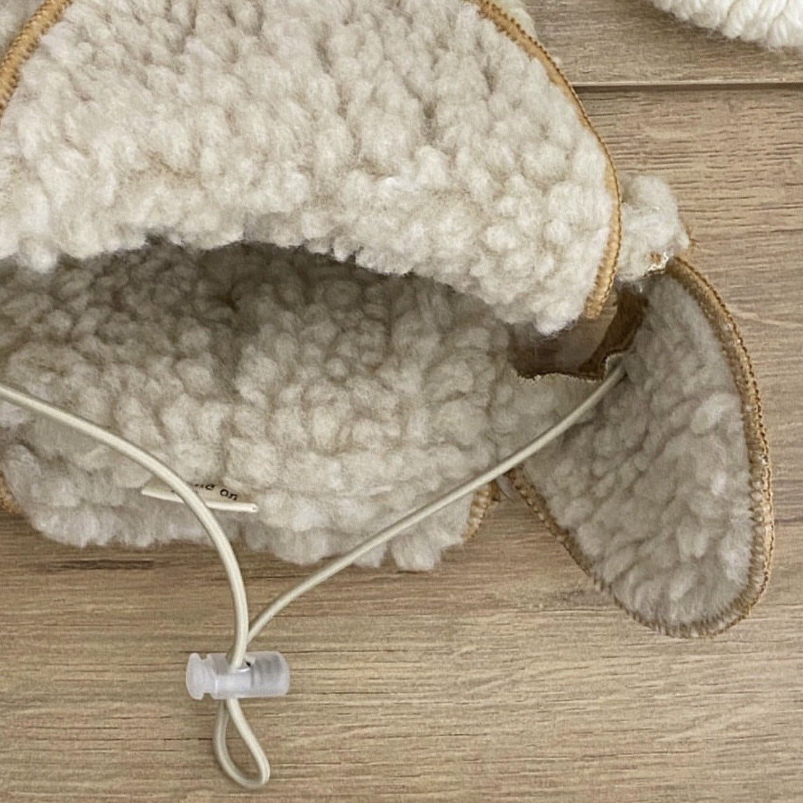 Fleece-lined Thermal And Windproof Lamb Fur Pet Hat | Luxury Home Accessories | Heulog Glow