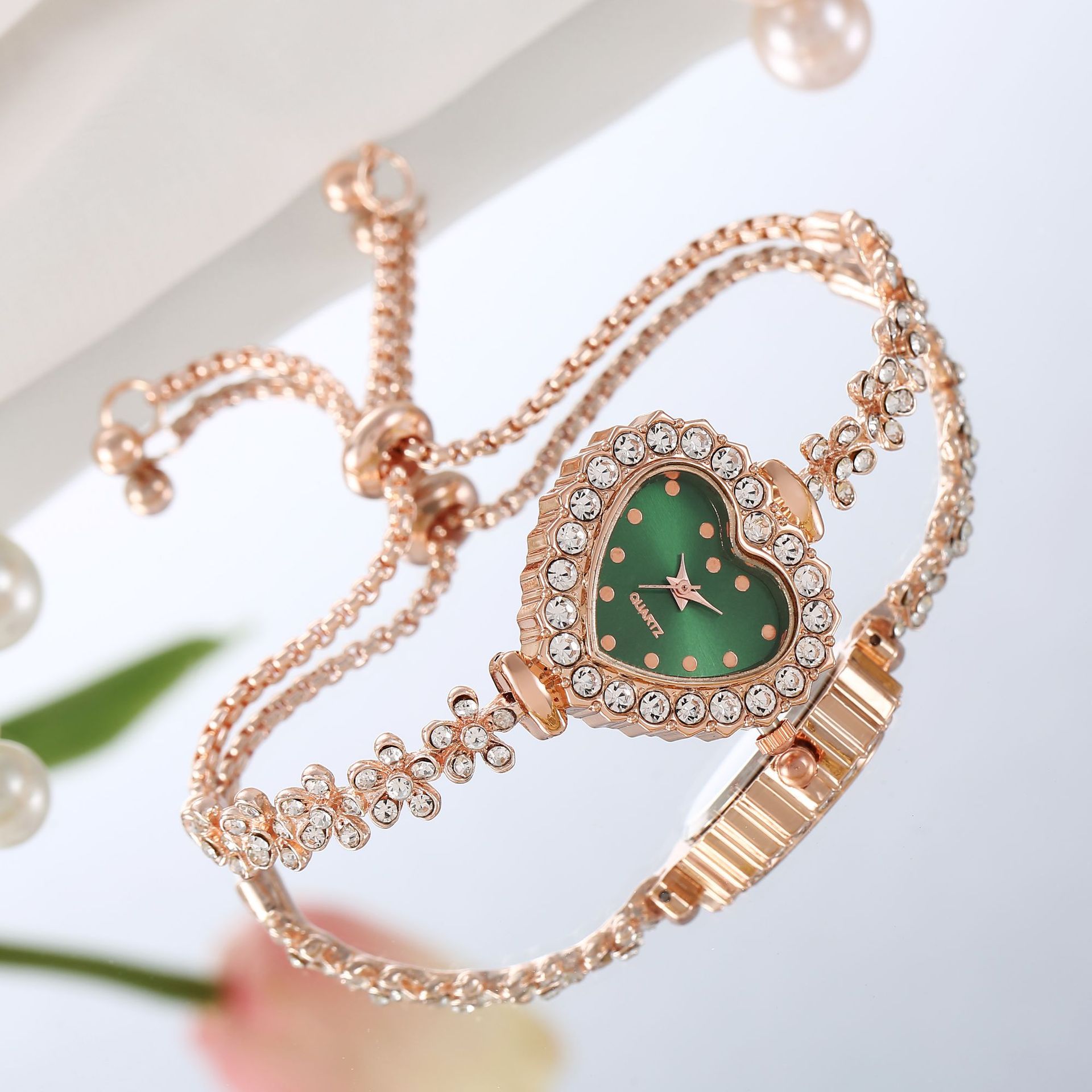 Flower Chain Diamond-embedded Love Women's Elegant All-match Watch | Luxury Home Accessories | Heulog Glow