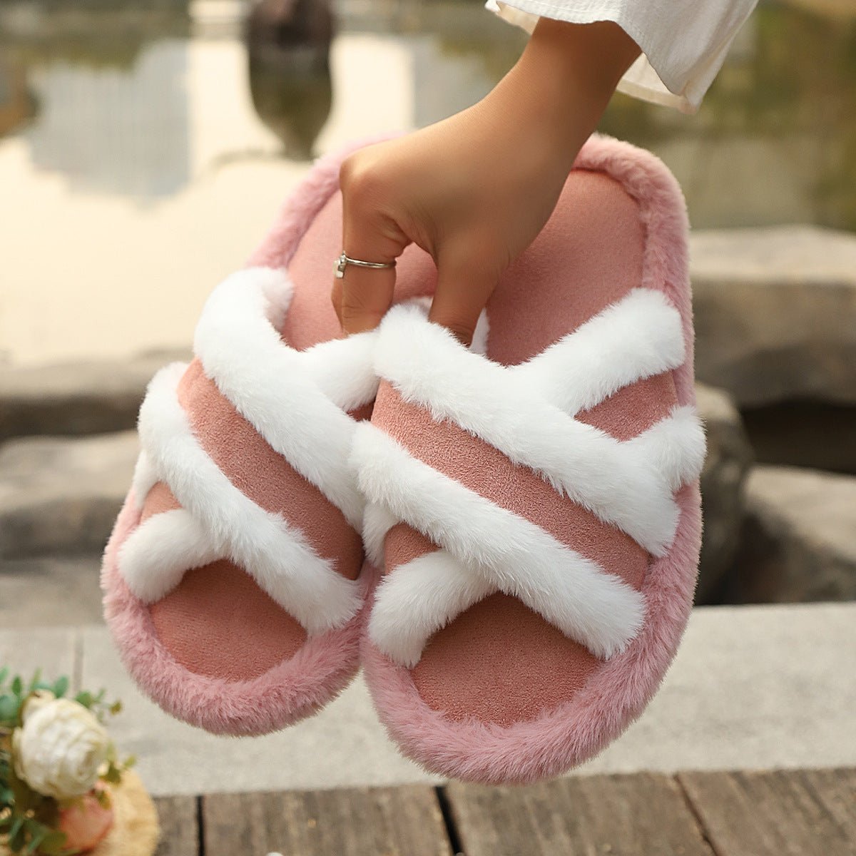 Fluffy Slippers Cross Strap Stitching Warm Casual Platform Slippers | Luxury Home Accessories | Heulog Glow