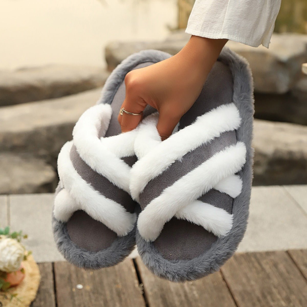 Fluffy Slippers Cross Strap Stitching Warm Casual Platform Slippers | Luxury Home Accessories | Heulog Glow