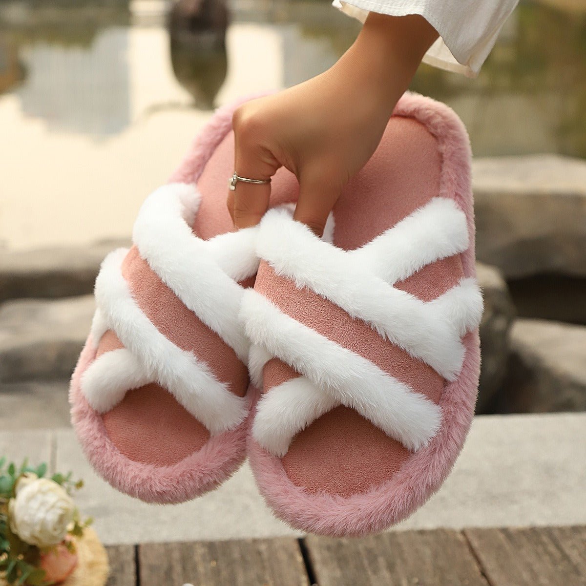 Fluffy Slippers Cross Strap Stitching Warm Casual Platform Slippers | Luxury Home Accessories | Heulog Glow