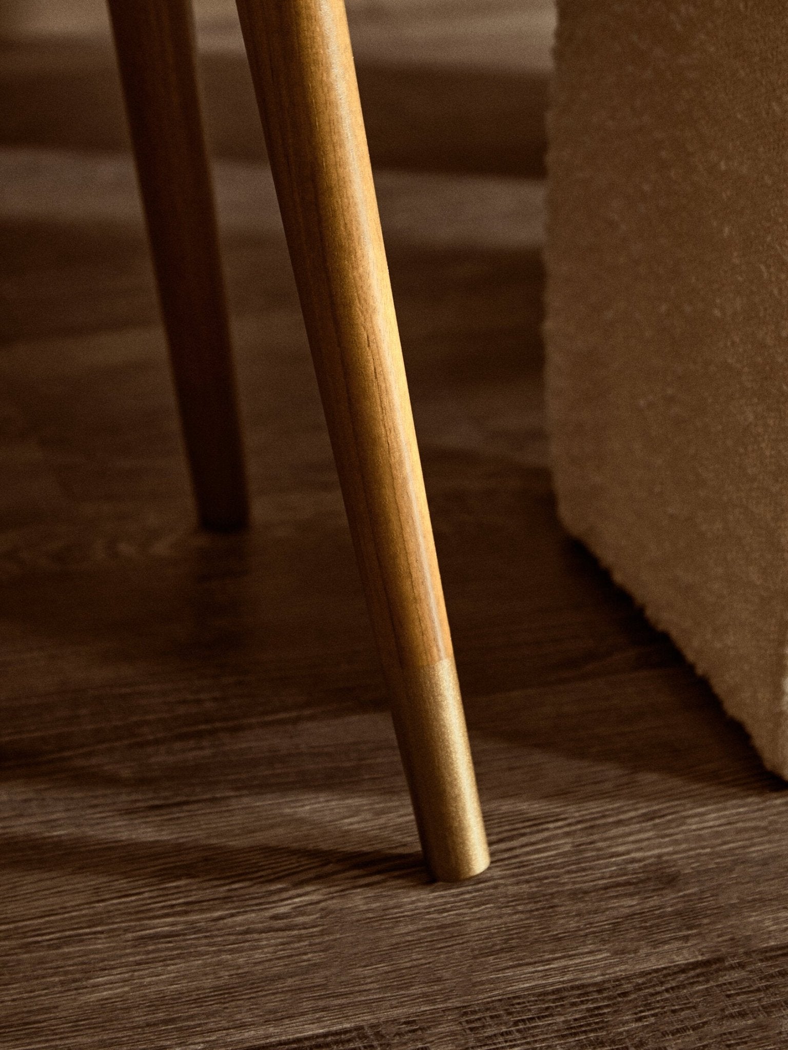 Frida Wood Veneer Bedside Table with 1 Drawer | Luxury Home Accessories | Heulog Glow