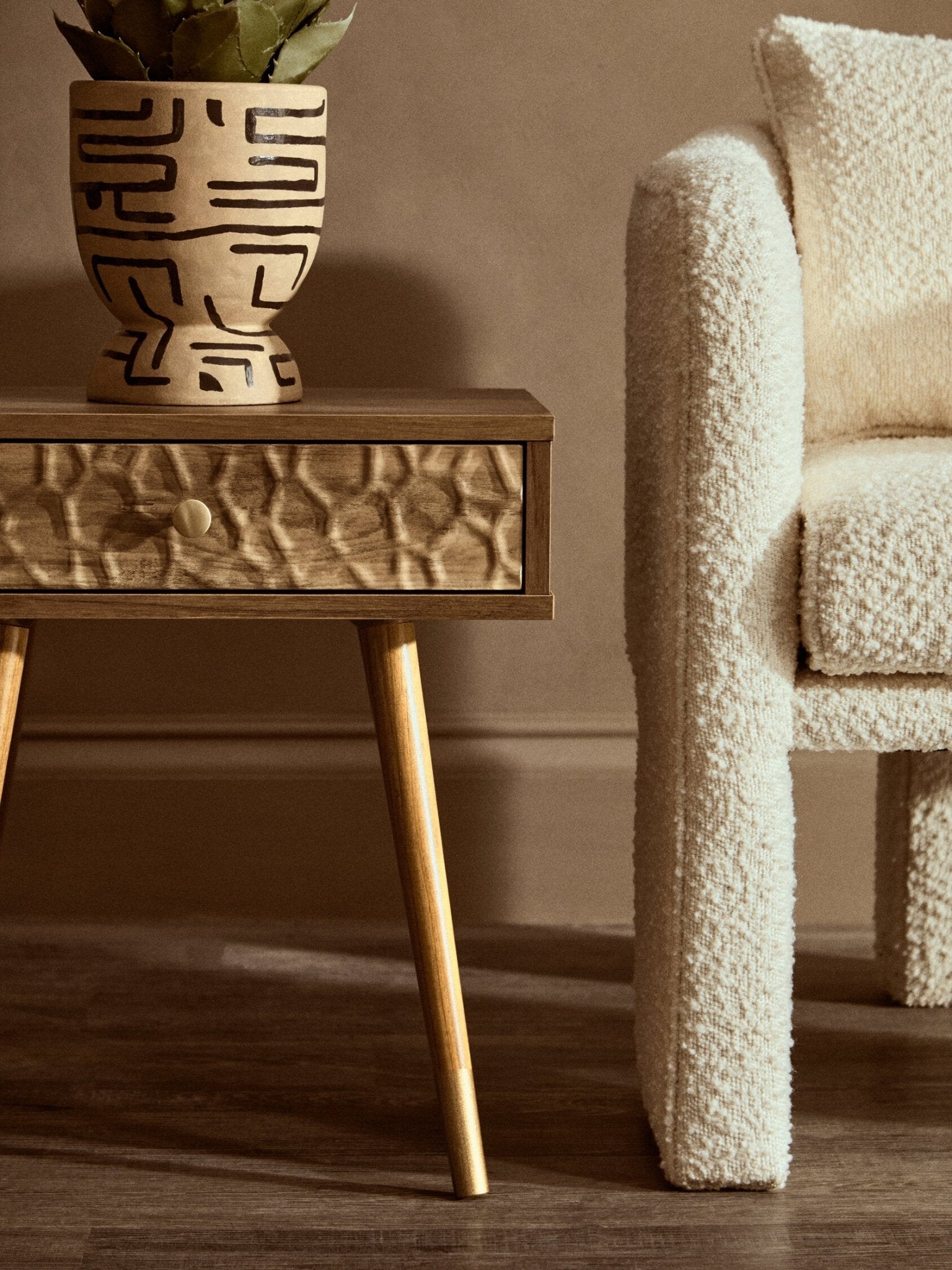 Frida Wood Veneer Bedside Table with 1 Drawer | Luxury Home Accessories | Heulog Glow