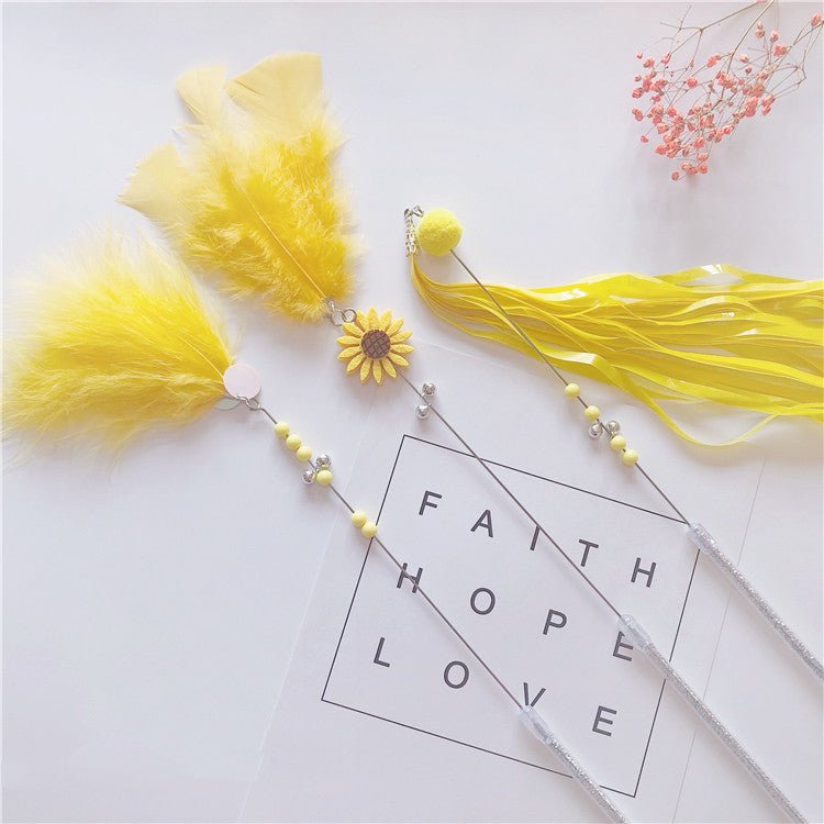 Funny Cat Stick Feather Bell Three-piece Long Tassel Resistant To Bite | Luxury Home Accessories | Heulog Glow