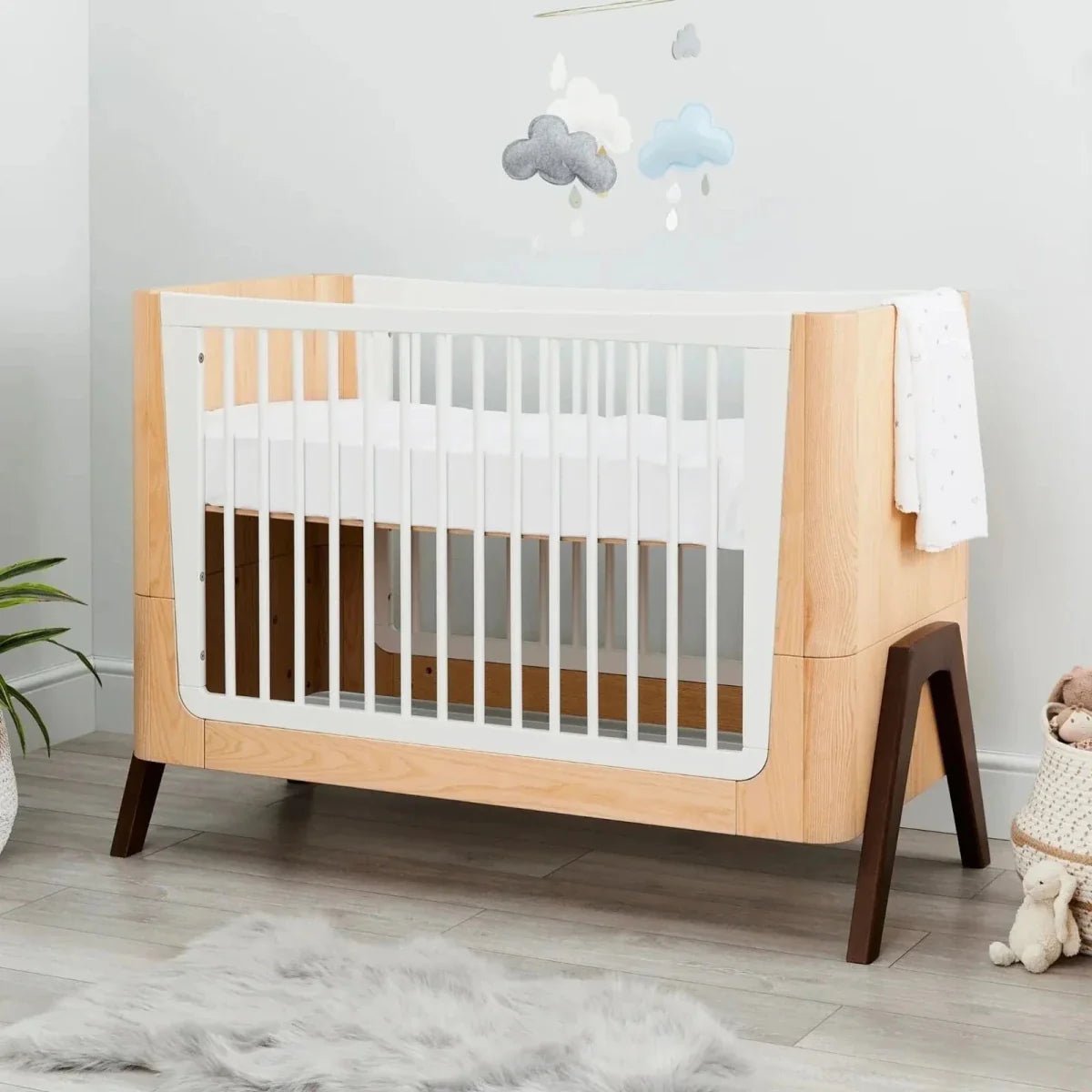 Gaia Baby Hera Fitted Sheet Cot Bed 2 Pack | Luxury Home Accessories | Heulog Glow