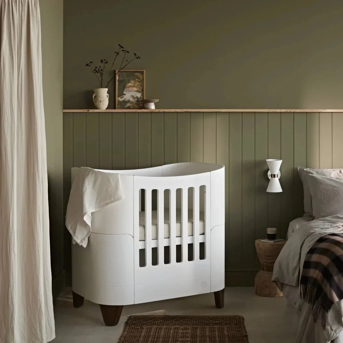 Gaia Baby Serena Mini Cot Bed - White/Walnut | Luxury Home Accessories | Heulog Glow