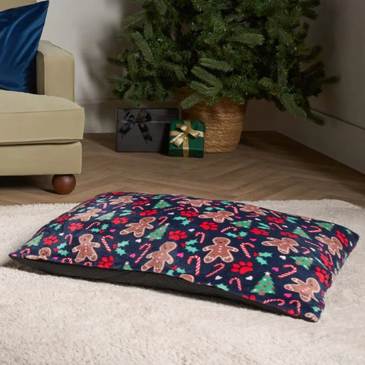 Gingerbread Paw Print Pet Bed - Navy | Luxury Home Accessories | Heulog Glow